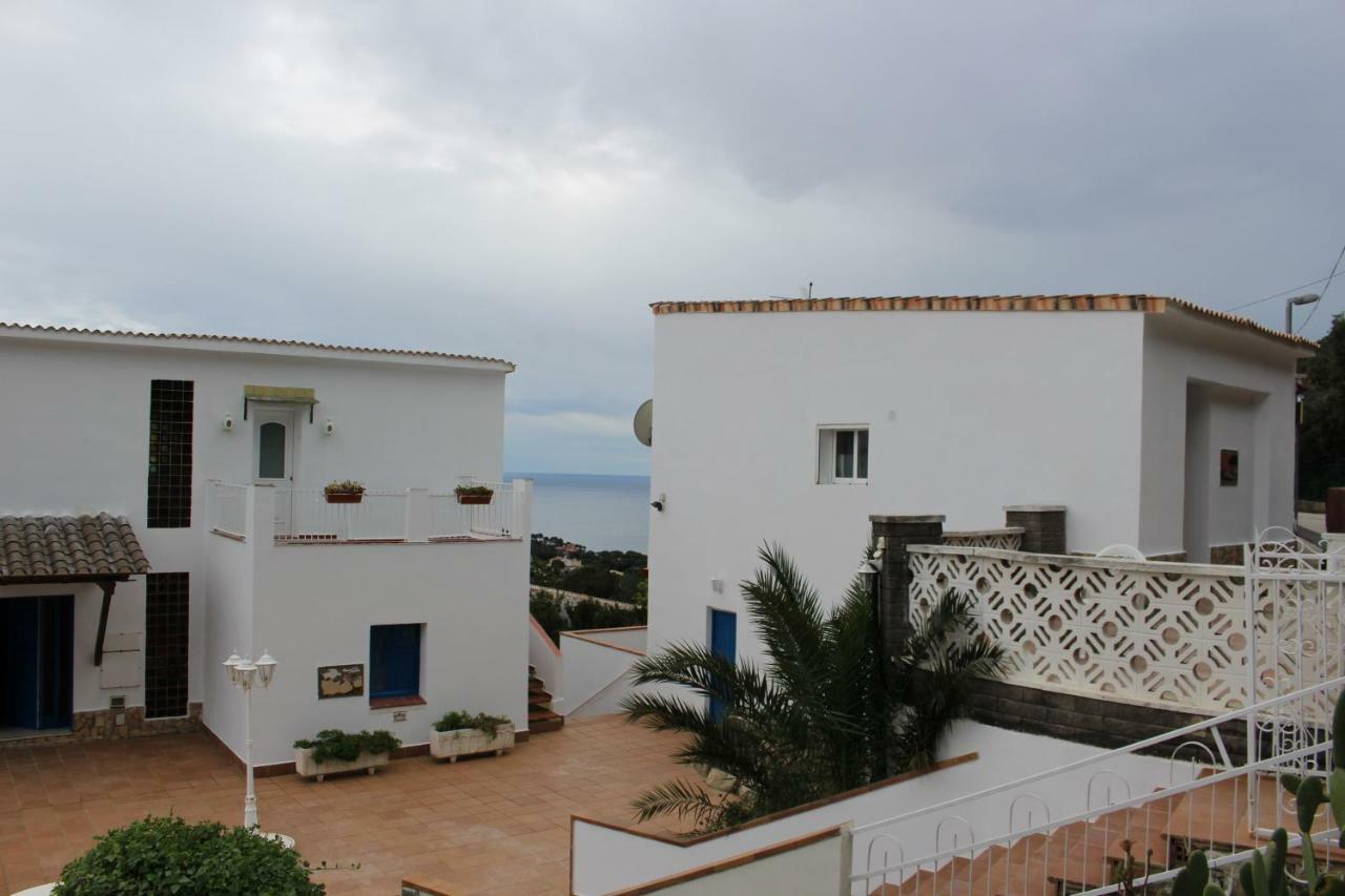 יורט דה מאר Lloret Apartments מראה חיצוני תמונה