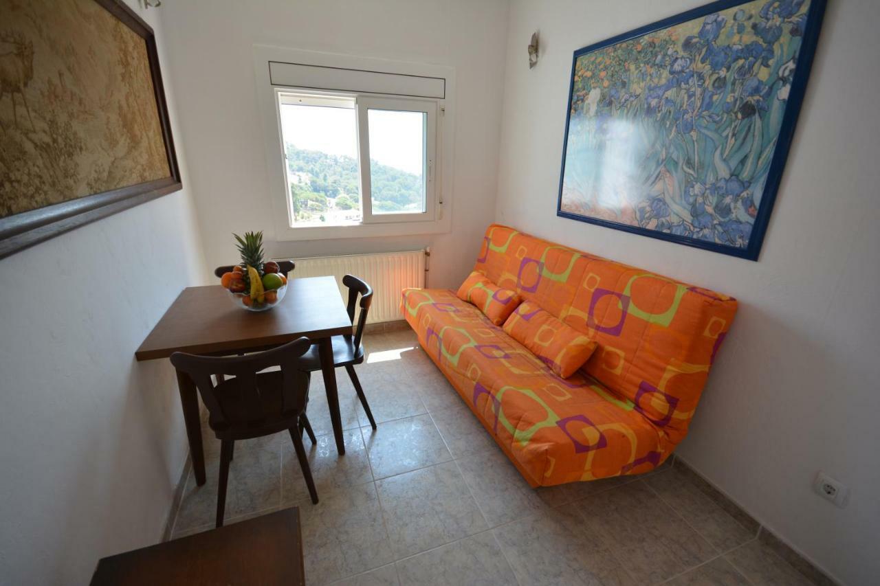 יורט דה מאר Lloret Apartments מראה חיצוני תמונה